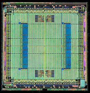 某品牌_FPGA_裸芯片图