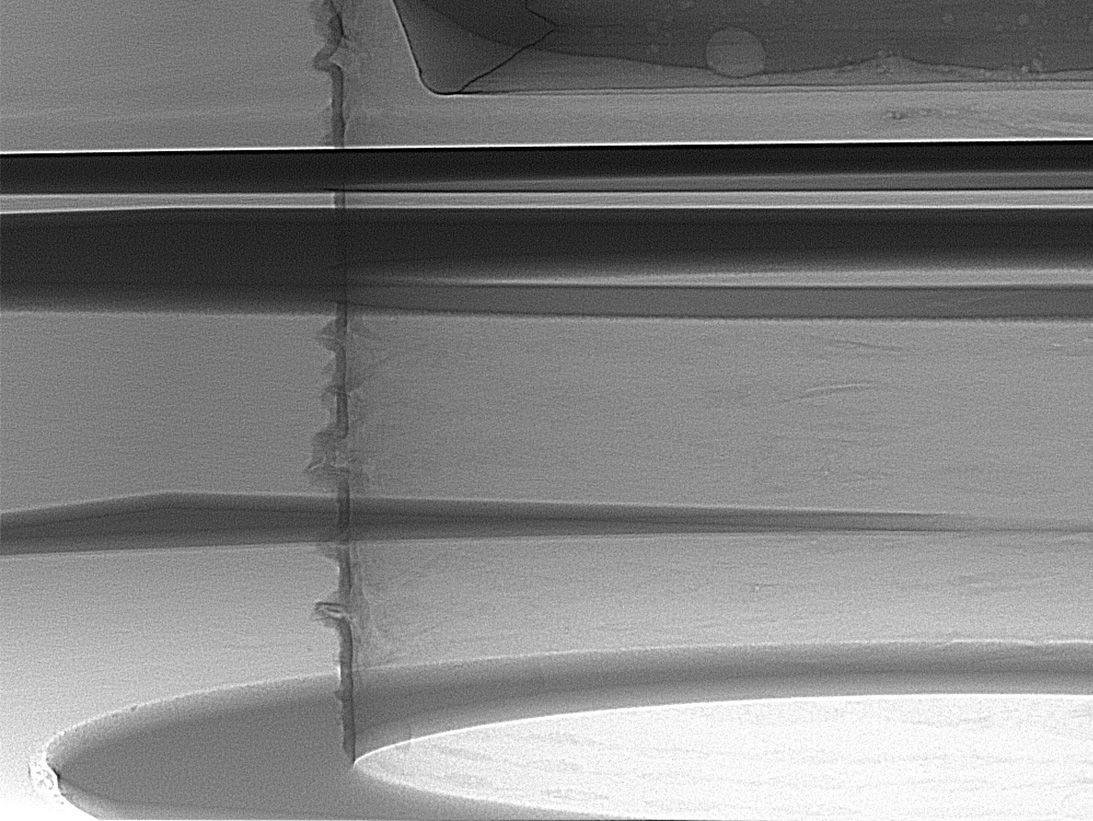 X-ray透视电镀通孔壁的褶皱缺陷